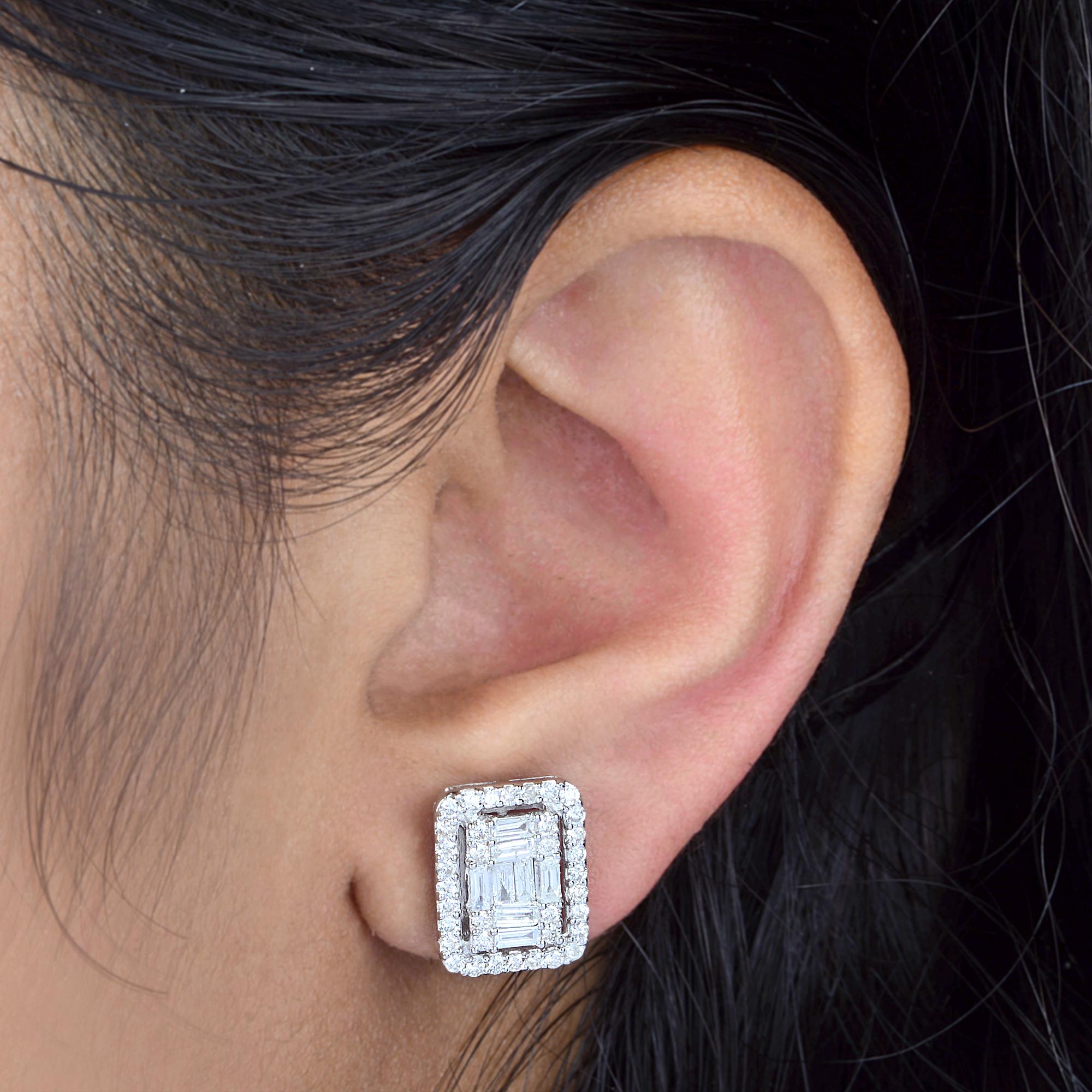 Taille baguette Nature 1.29 Carat SI/HI Baguette Diamond Rectangle Stud Ears 10k White Gold en vente