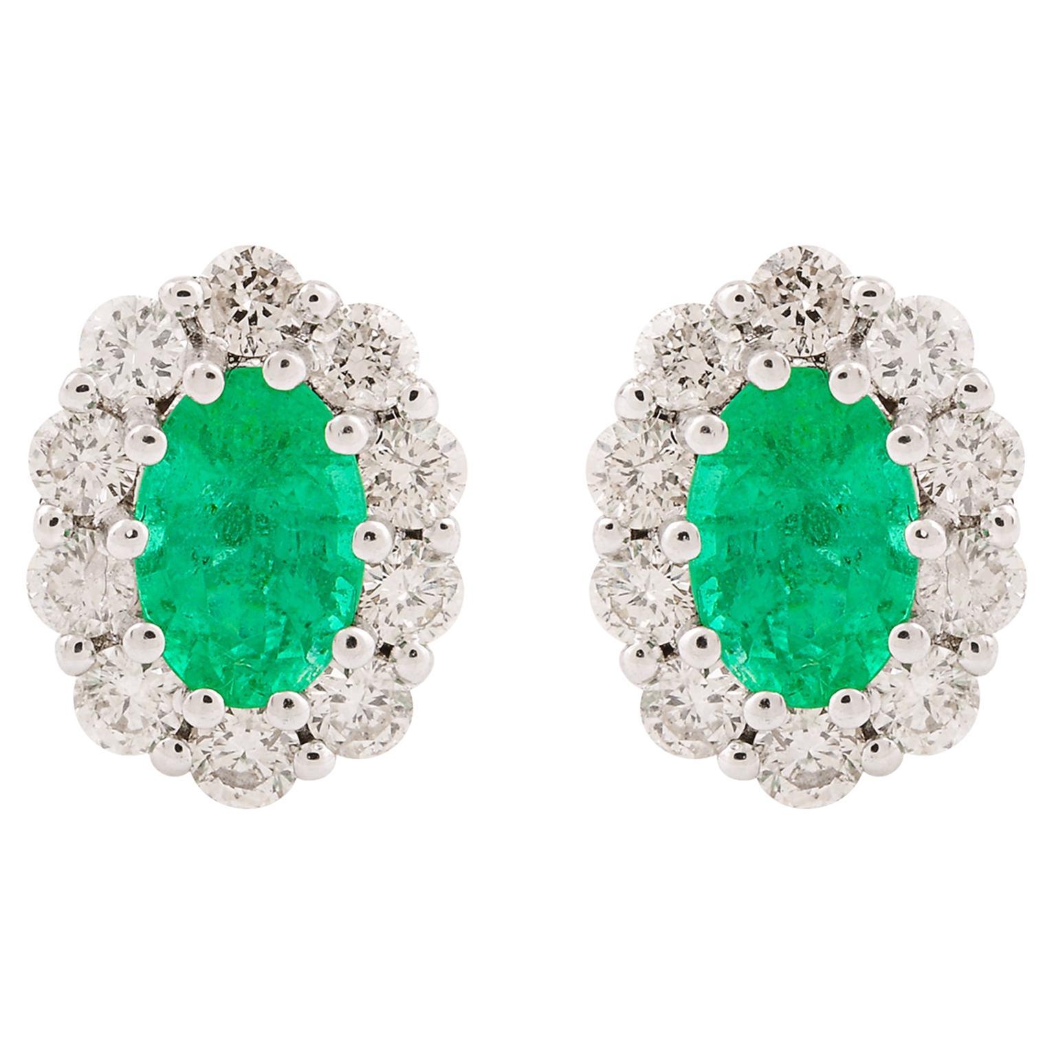 Natürliche Smaragd-Edelstein-Ohrringe SI/HI Diamant 10 Karat Weißgold-Schmuck (Moderne) im Angebot