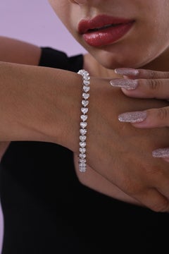 Bracelet tennis en diamants de 11,45 carats, qualité SI/H, taille cœur, en or blanc 18 carats