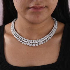 Collar con un diamante natural de 74,28 quilates, claridad SI y color GH, en oro blanco de 18 quilates