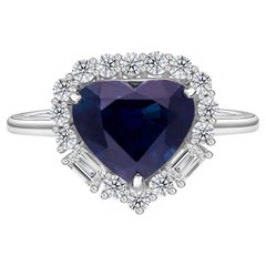 4.60 Carat heart Blue Sapphire 0.81 Carat SI/H Diamond Ring 18 Karat White Gold