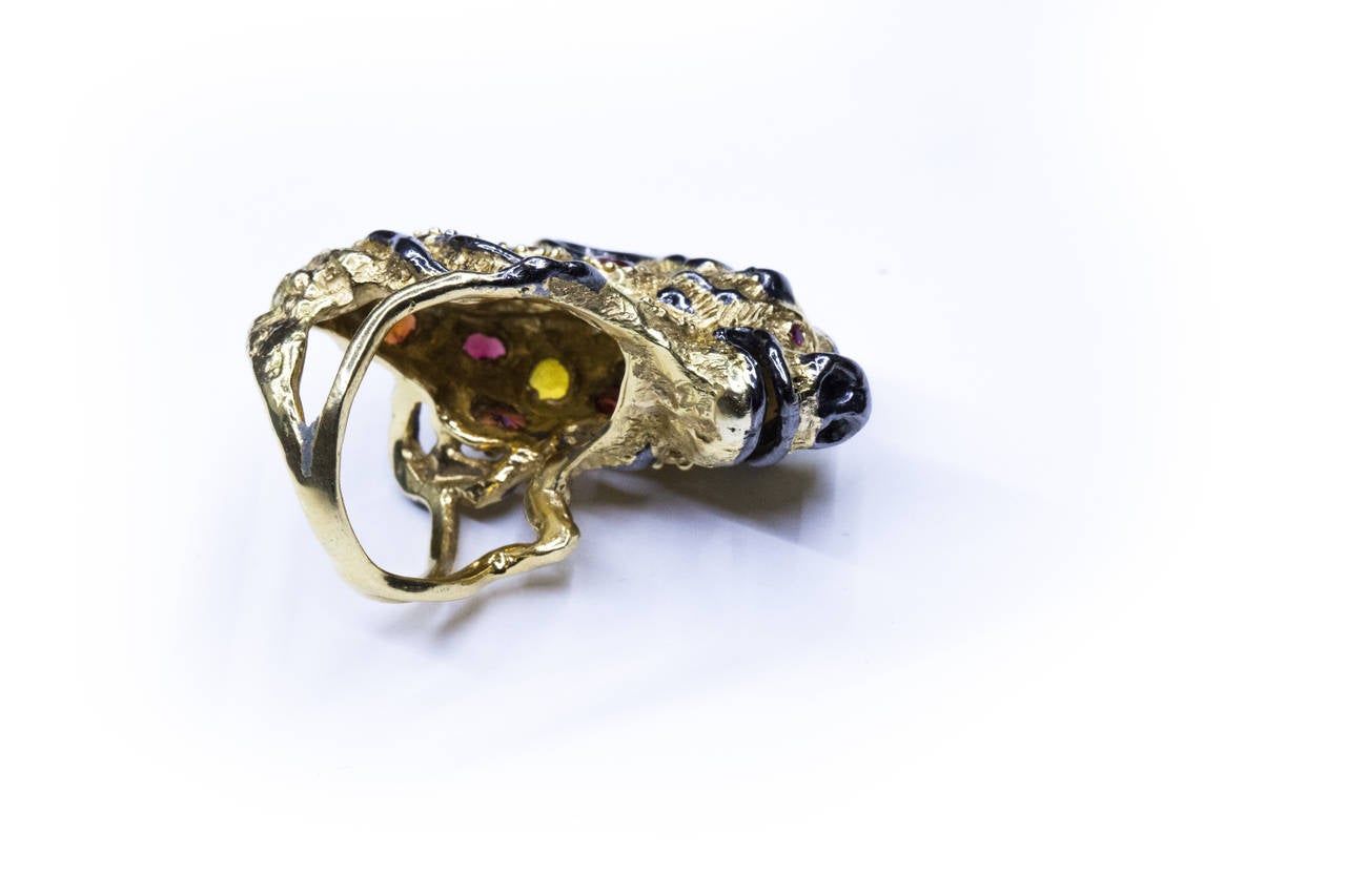 Gem  Set Gold Dog Cocktail Ring In New Condition For Sale In Milan, IT