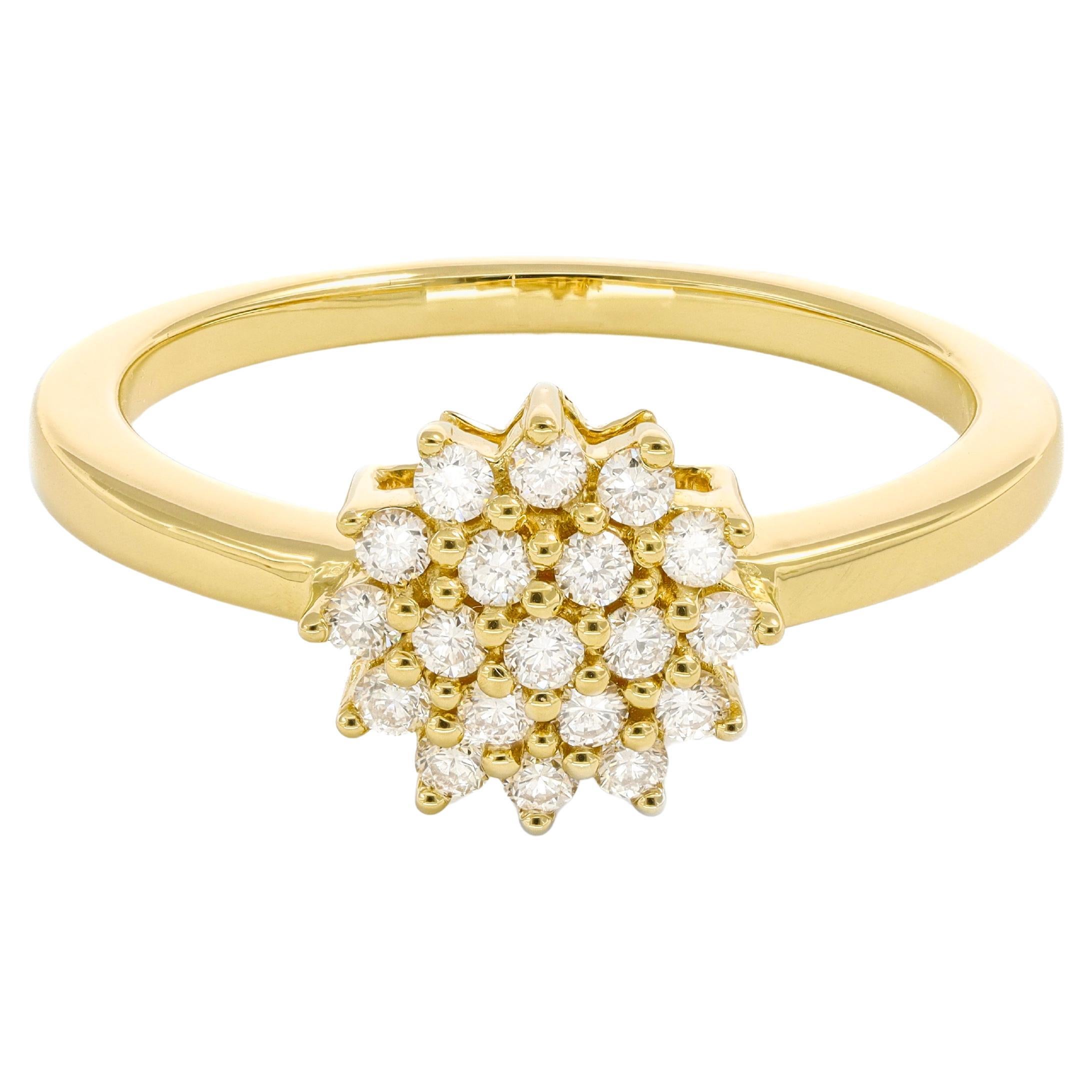 Natural Diamond 0.30 carats 18Karat Yellow Gold Cluster Engagement Ring For Sale