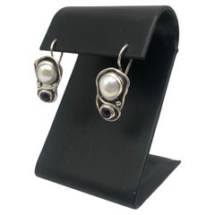Sterling Silver Earrings with Freshwater Pearl and Garnet 