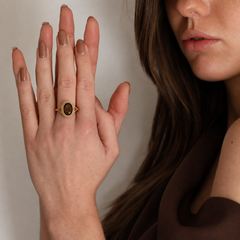 Anello solitario vintage in oro giallo 9K con quarzo fumé ovale