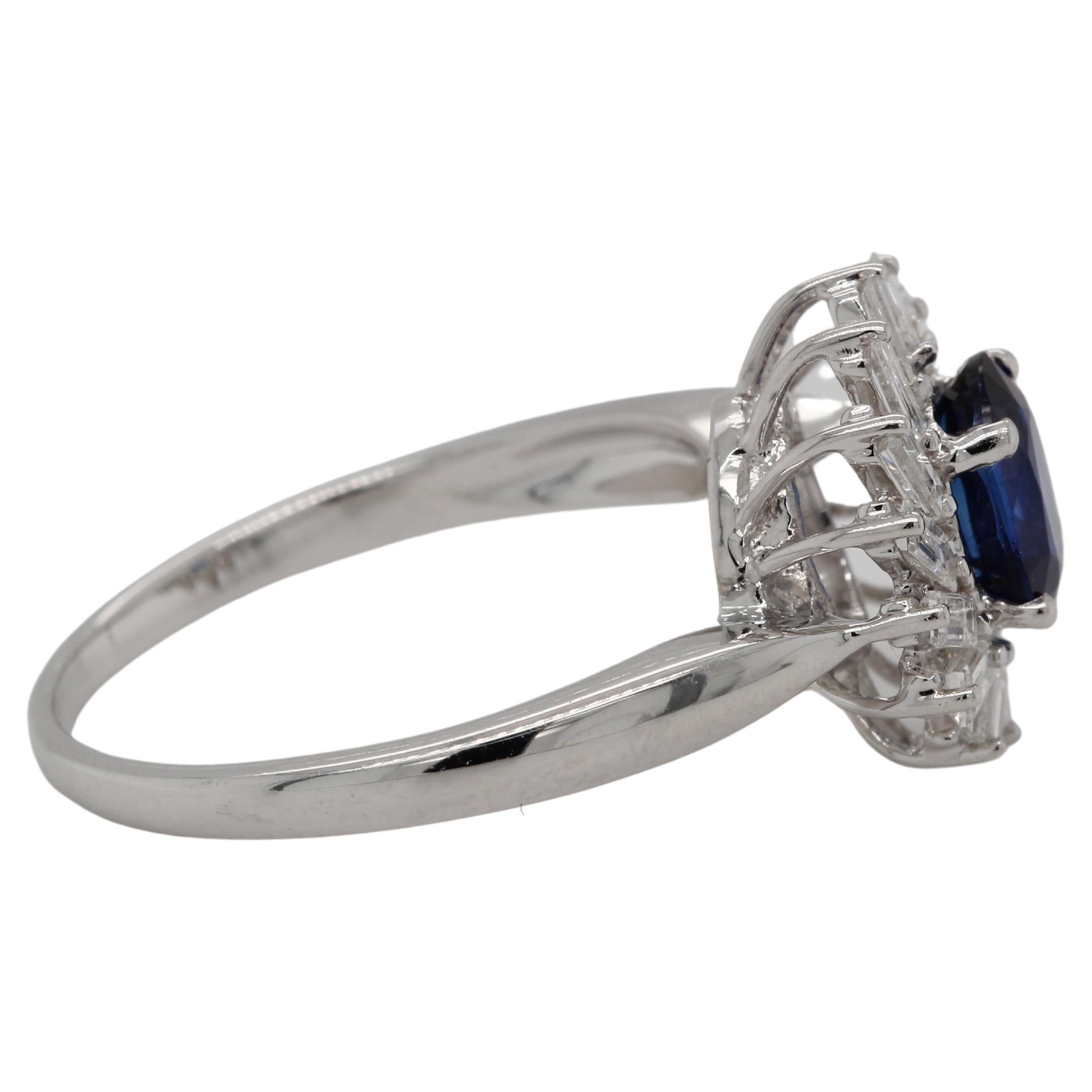 Diffusion Blue Sapphire and Diamond Ring in 18 Karat Gold For Sale 2