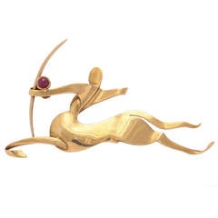 1930s Trabert & Hoeffer Mauboussin Gold Archer Pin 5