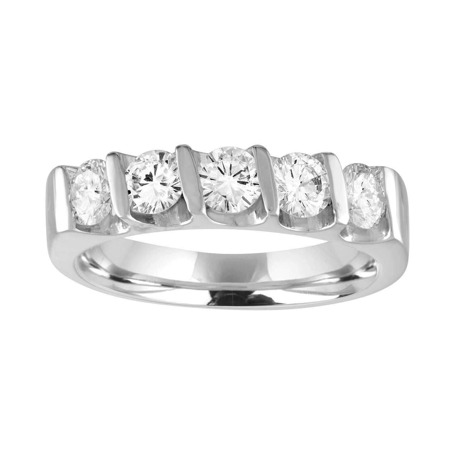 Bague à demi-anneau en or à cinq pierres et diamants de 0,75 carat