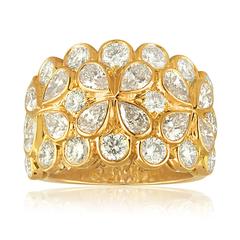 Van Cleef & Arpels "Rosee" 4.25 Carats Diamond Gold Floral Band Ring