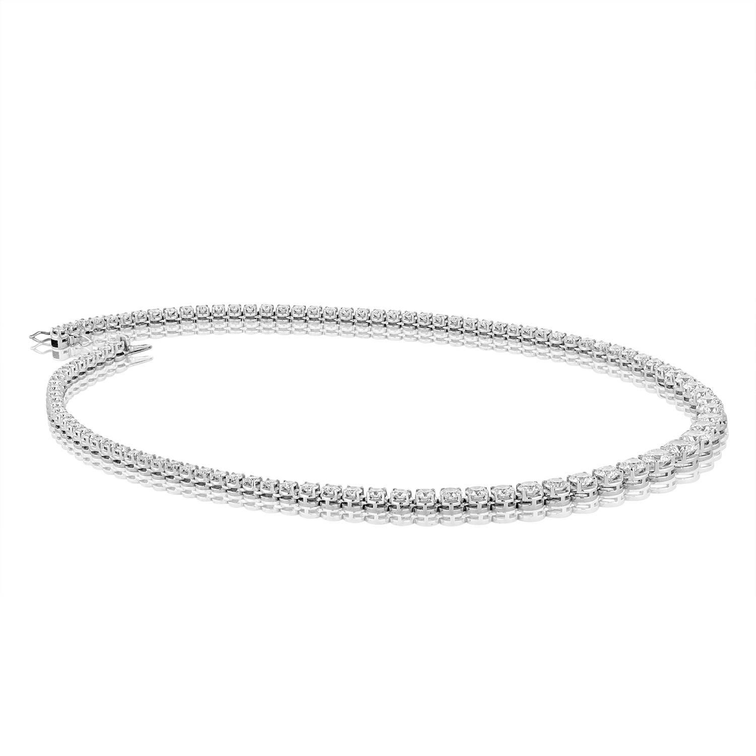 Modern 13.10 Carat Diamond Gold Riviere Necklace