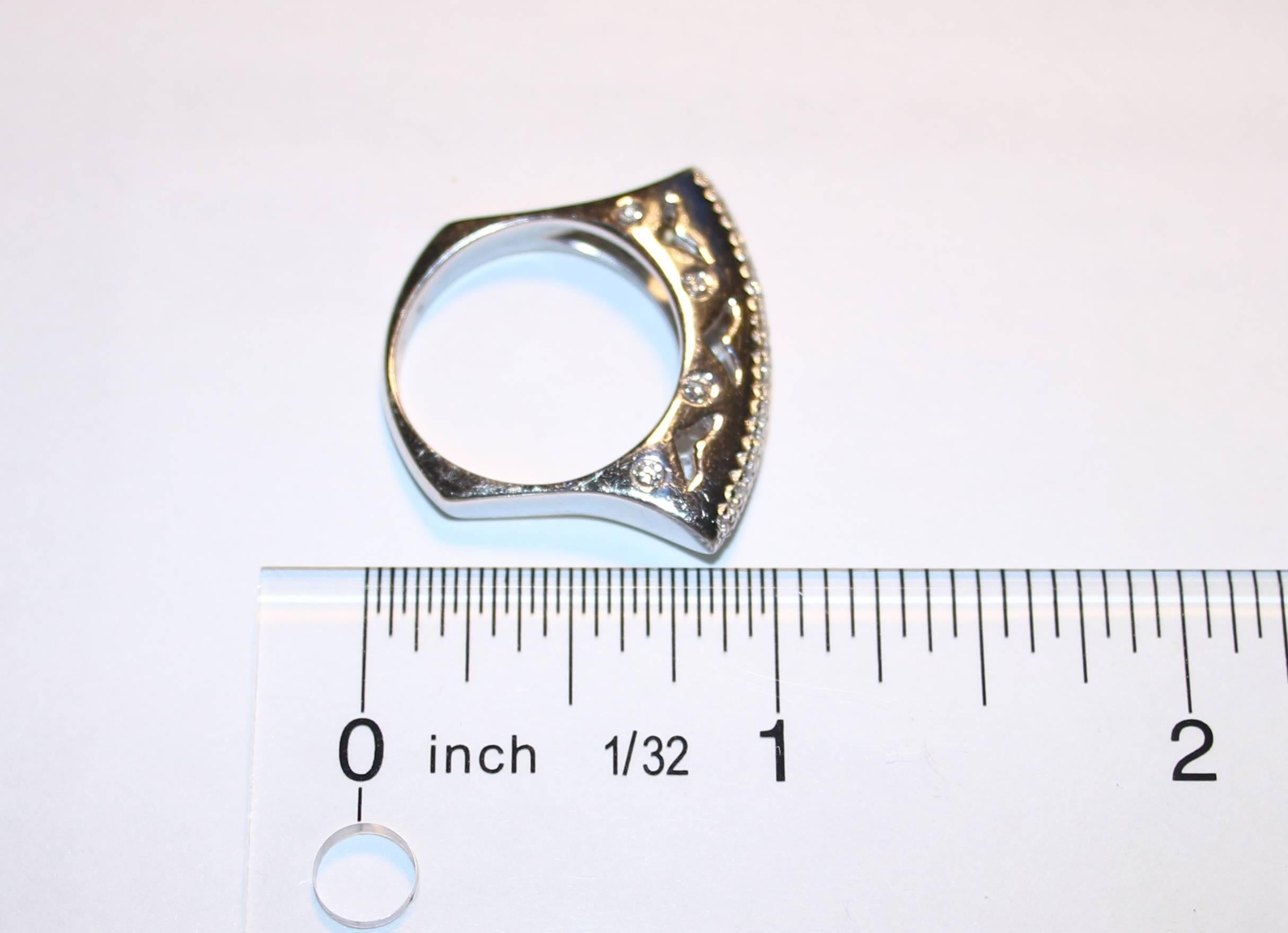 Modern 1.00 Carats Diamond Unusual Flat Sided Gold Ring For Sale