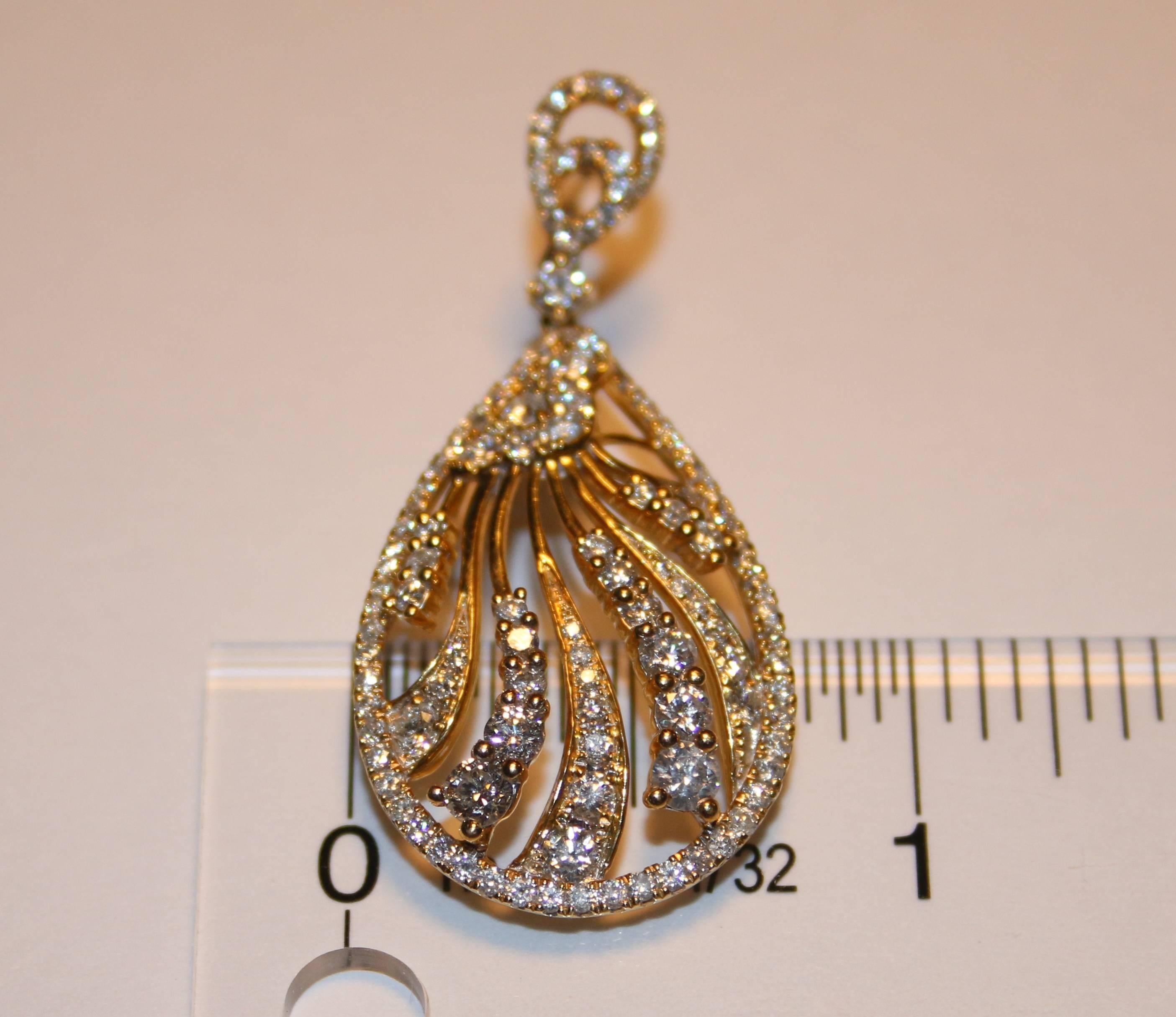 3.52 Carats Diamond Tear Drop Dangle Gold Earrings In New Condition For Sale In New York, NY