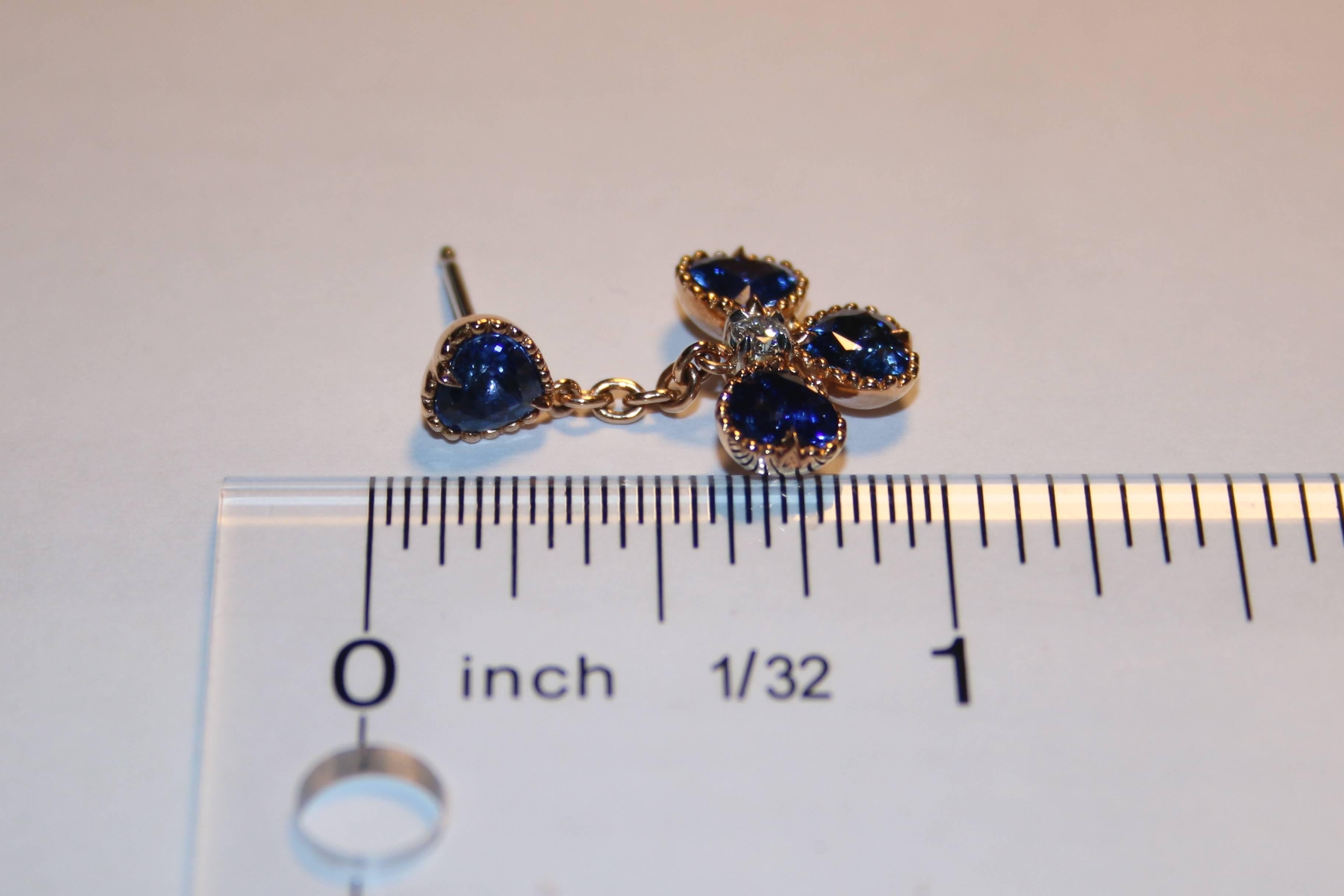 4,53 Karat herzförmiger Saphir Diamant Gold-Ohrhänger (Zeitgenössisch) im Angebot