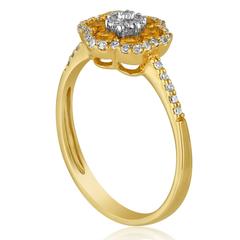 0.52 Carats Diamonds and Citrine Gold Flower Ring