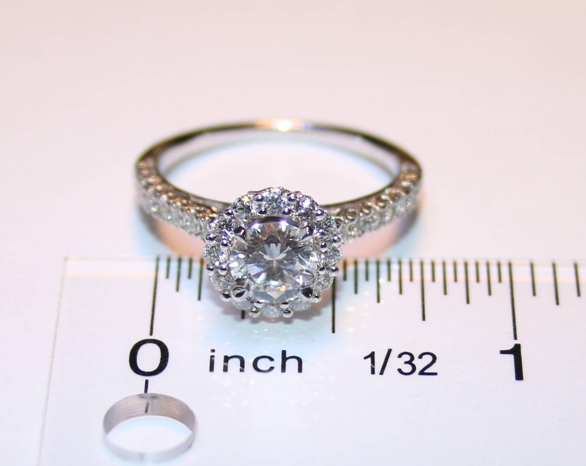 GIA Certified 0.80 Carat E VVS1 Round Diamond Gold Milgrain Engagement Ring In New Condition For Sale In New York, NY