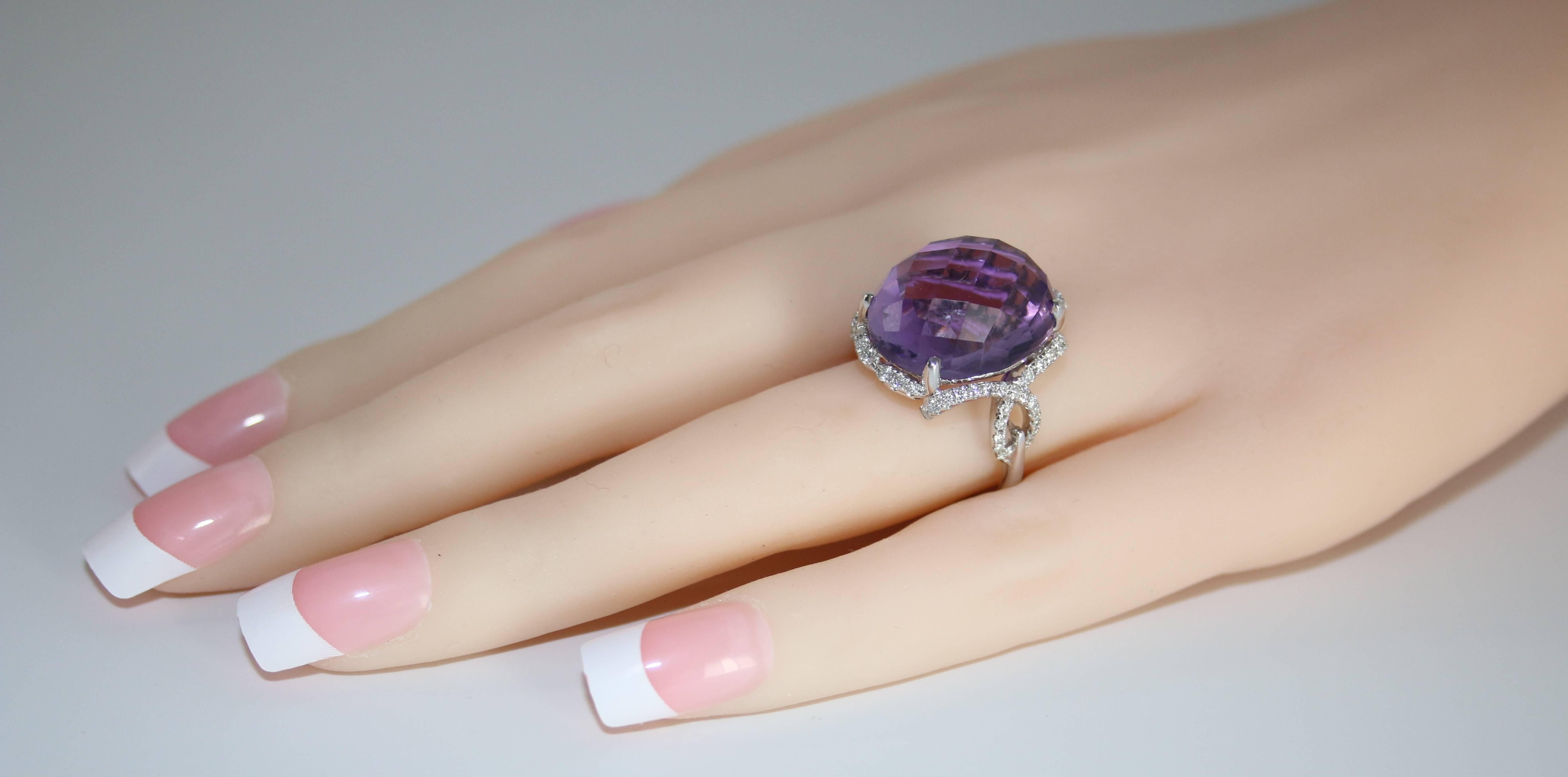 16.55 Carat Amethyst Diamond Gold Ring In New Condition In New York, NY