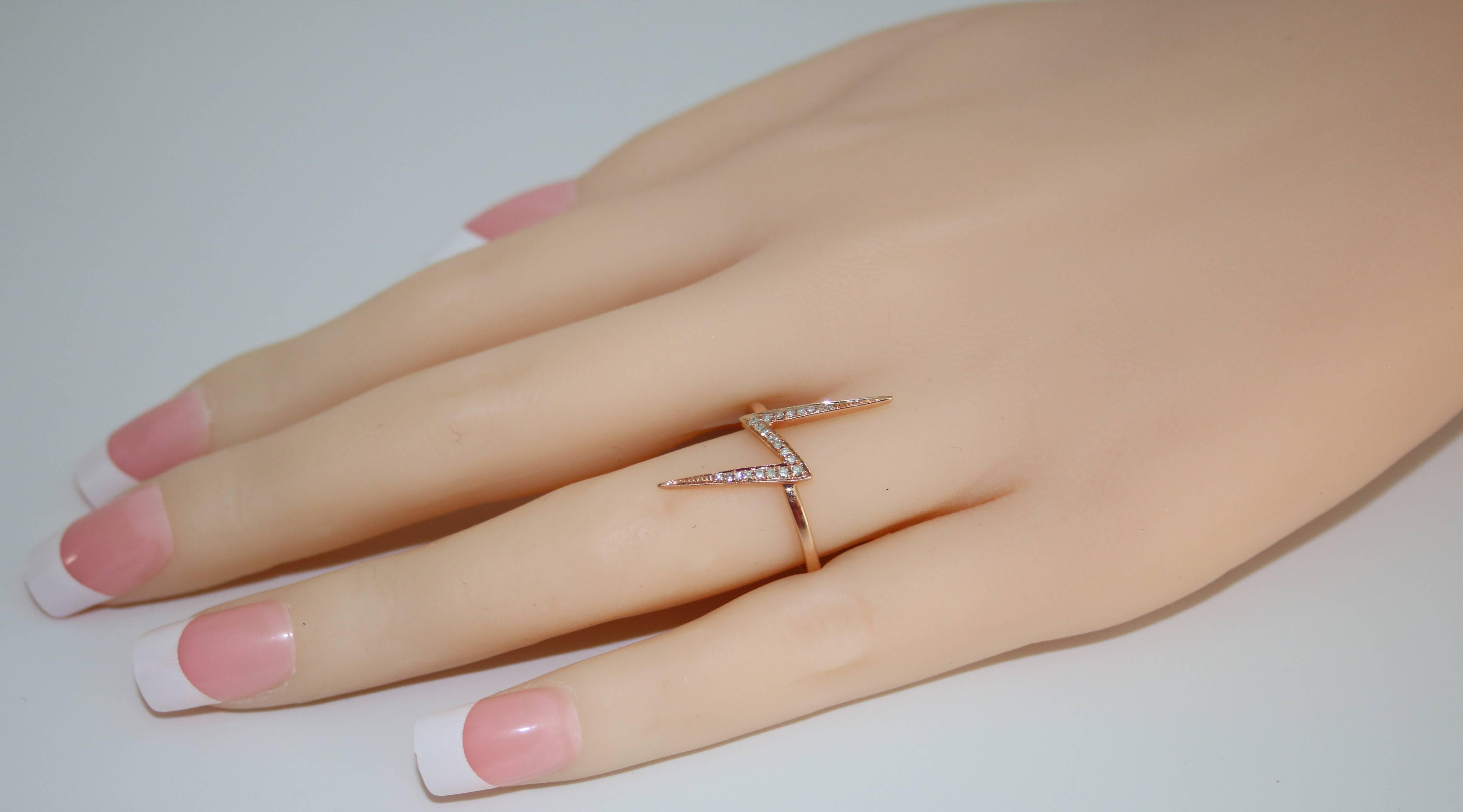 Contemporary 0.23 Carat Diamond Lightning Gold Ring For Sale