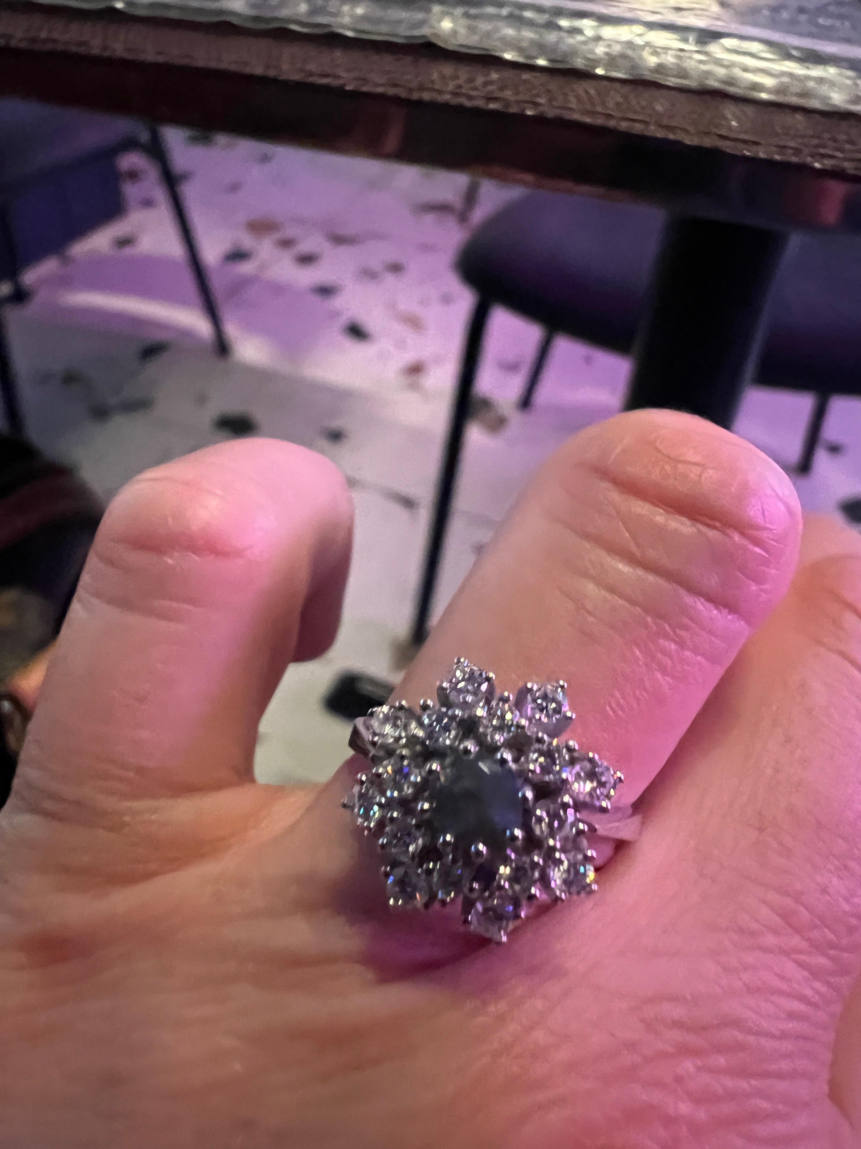 Natürlicher 0,60 ct Alexandrit & Diamant Weißgoldring im Angebot 3