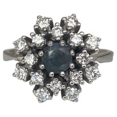 Anello in oro bianco con alessandrite naturale da 0,60 ct e diamanti