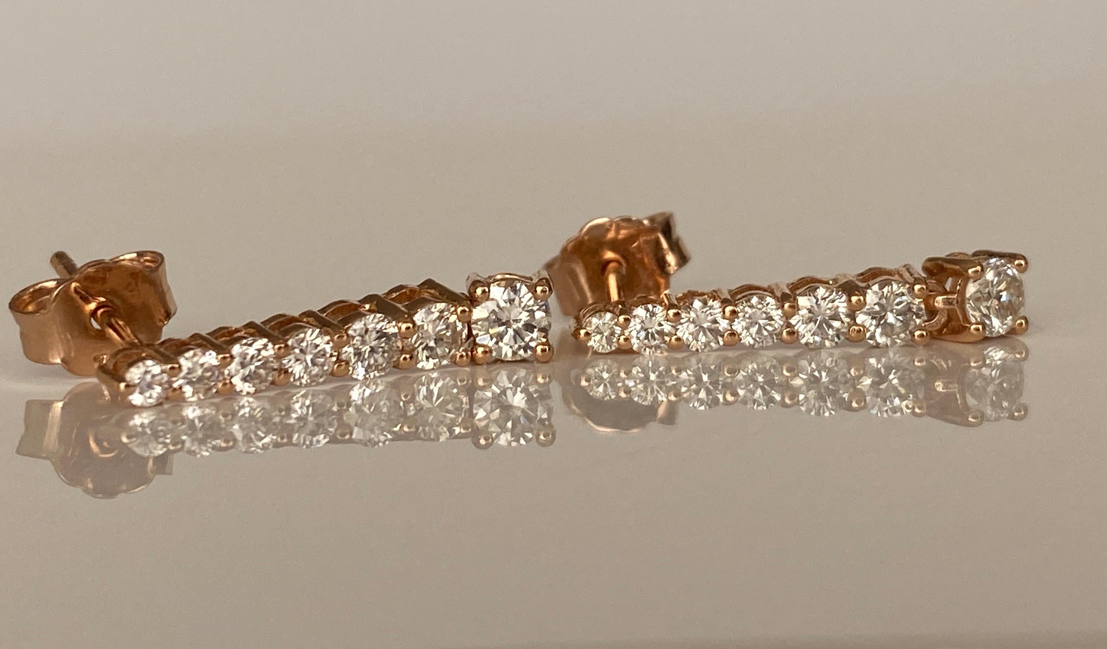 Orecchini pendenti in oro rosa 18 kt con diamanti in vendita 6