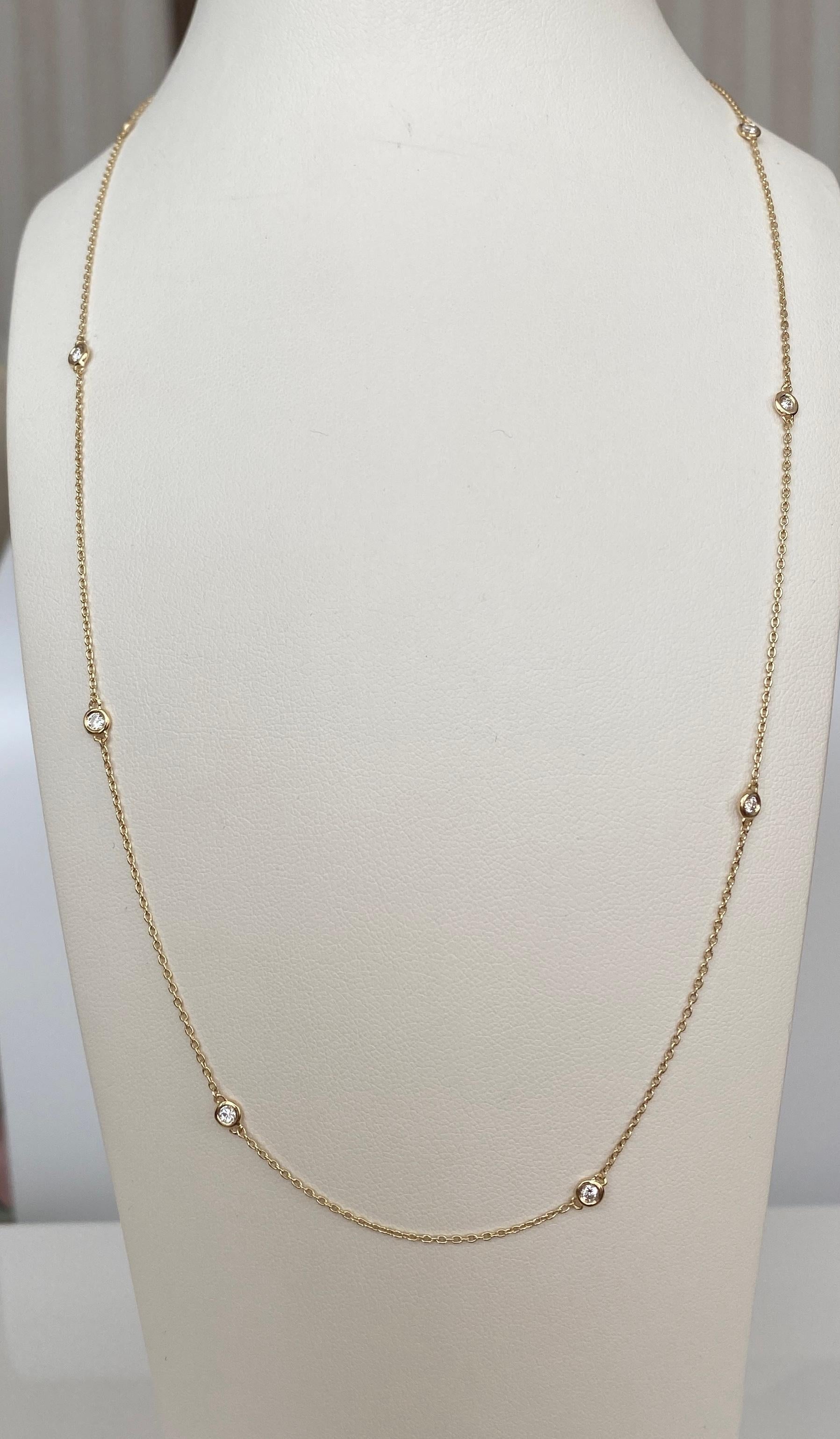 Contemporaneo Collana in oro giallo 18 carati con diamanti da 0,40 carati in vendita
