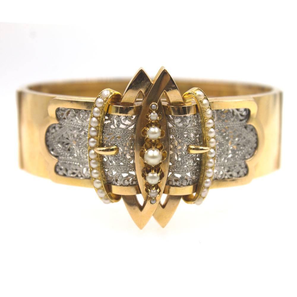 Victorian Wide Yellow Gold Seed Pearl Buckle Bangle Bracelet In Good Condition In Boca Raton, FL