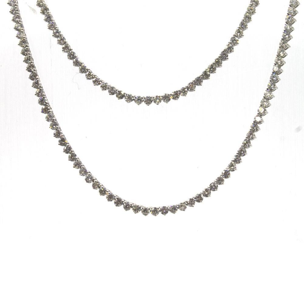 Diamond Line Necklace 20 Carat Total Weight In Excellent Condition In Boca Raton, FL