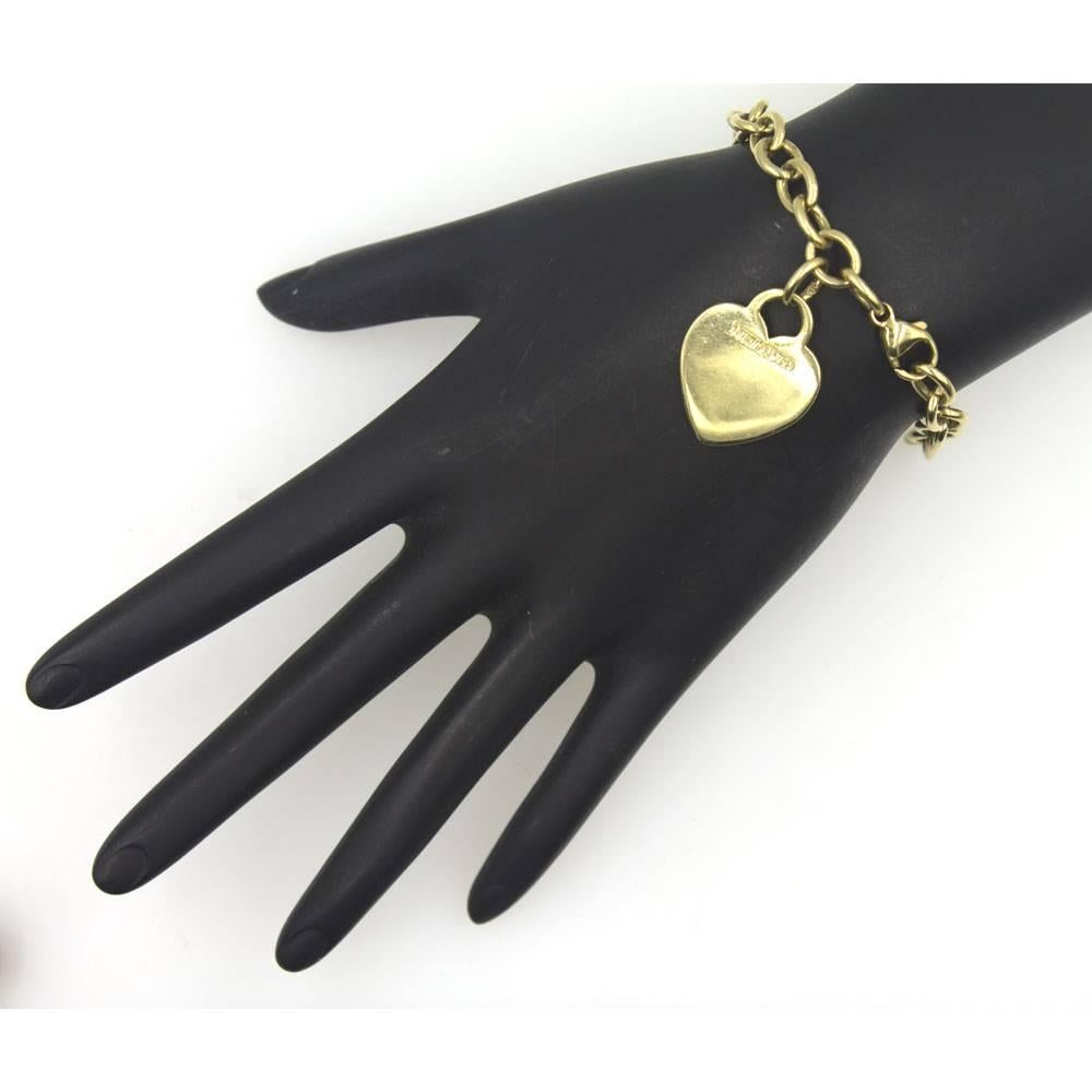 Modern Tiffany & Co. 18 Karat Yellow Gold Heart Charm Bracelet