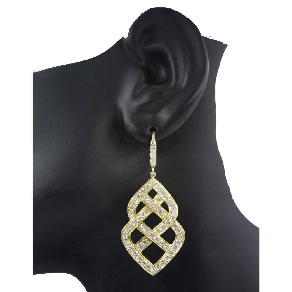 5.80 Carat Diamond 18 Karat Yellow Gold Drop Earrings In Excellent Condition In Boca Raton, FL