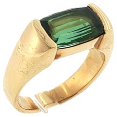 18K Yellow Gold Green Tourmaline Ring, Modern Design, Size 8.5