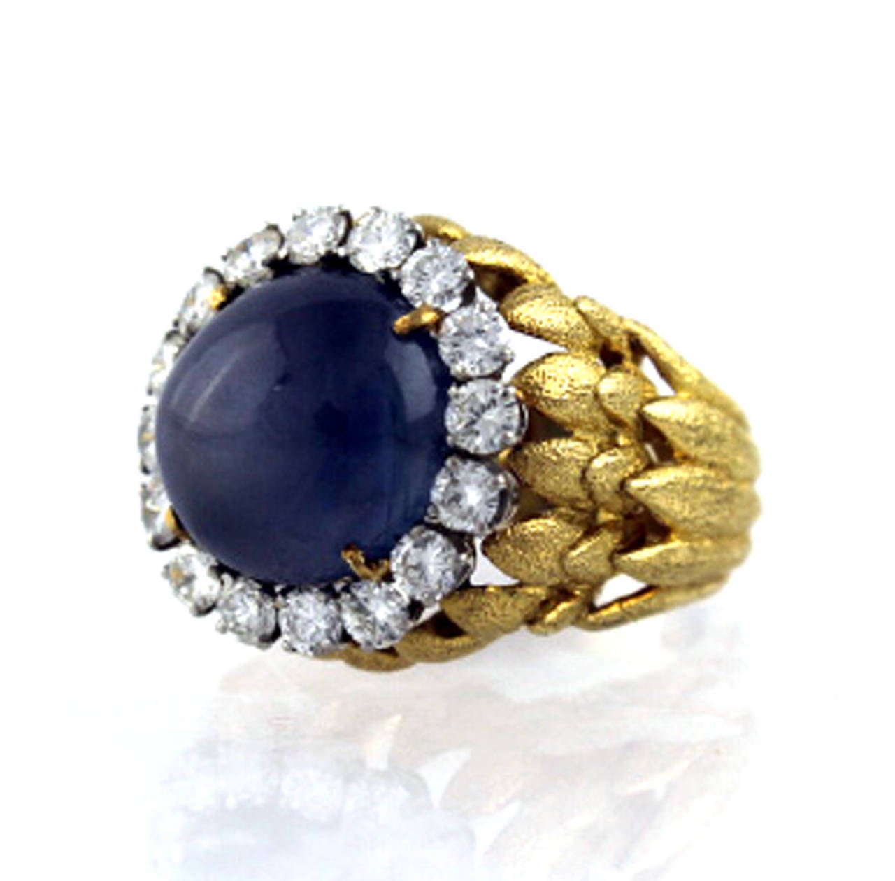 Modern David Webb Star Sapphire Diamond Gold Ring