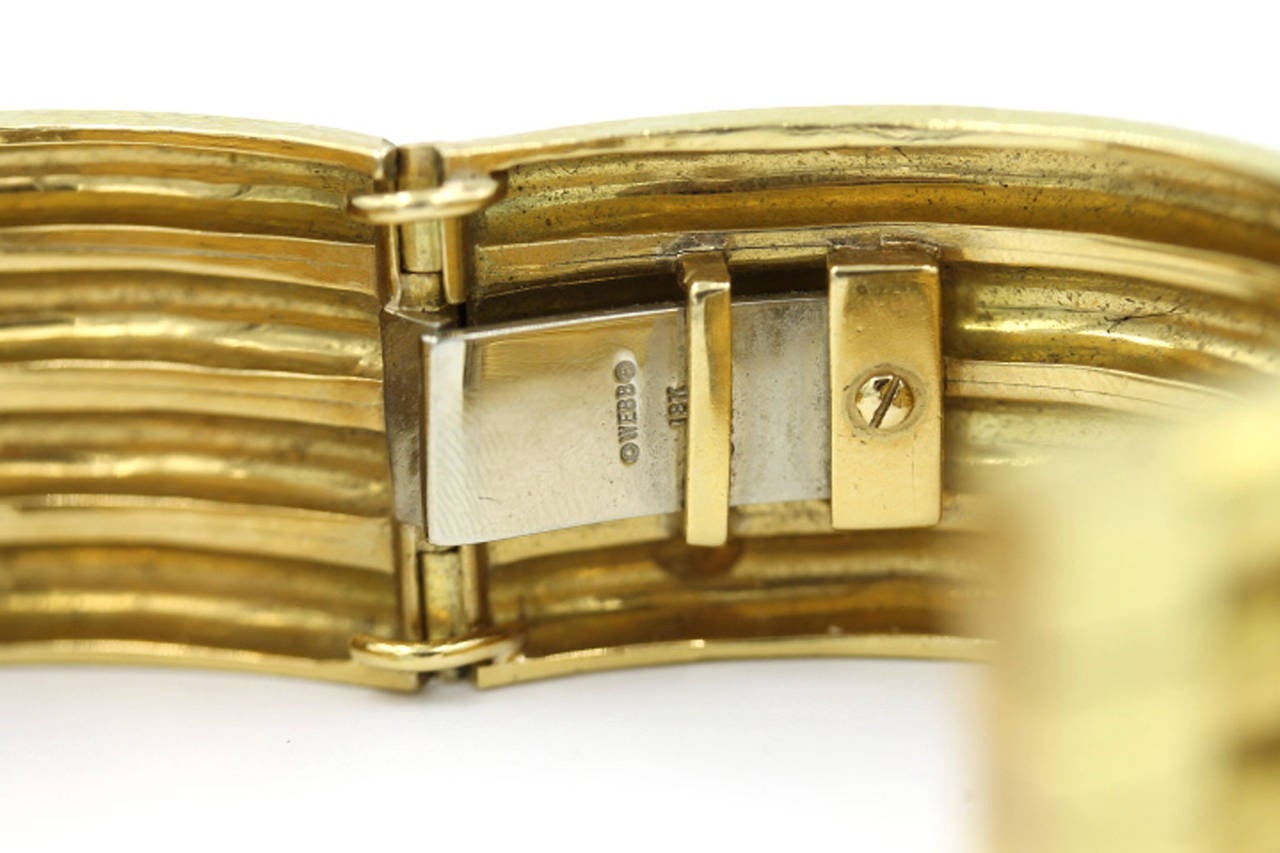 David Webb Textured Gold Bangle Bracelet 1