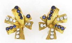 Boucheron sapphire Diamond gold Earring and Pin Set