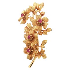Tiffany & Company Ruby 18 Karat Yellow Gold Vintage Flower Brooch Circa 1970's
