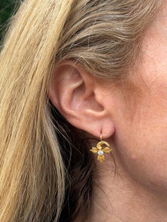Antique Old European-Cut Diamond Floral 18 Karat Yellow Gold Drop Earrings