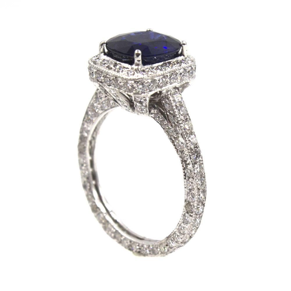 Modern Natural 3.31 Carat Sapphire Diamond Platinum Ring GIA Certificate