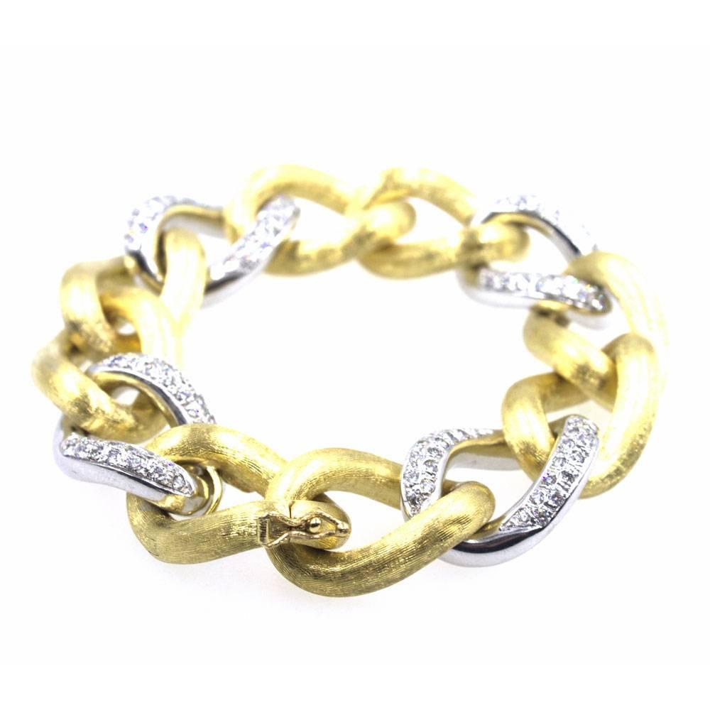 Modern Italian Diamond 18 Karat Two-Tone Satin Finished Gold Link Bracelet