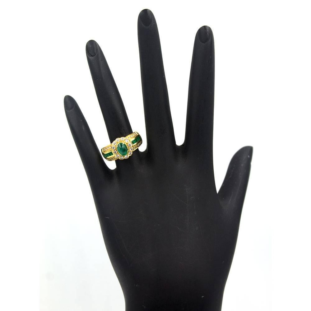 Women's Modern Emerald Diamond 18 Karat Yellow Gold Ring