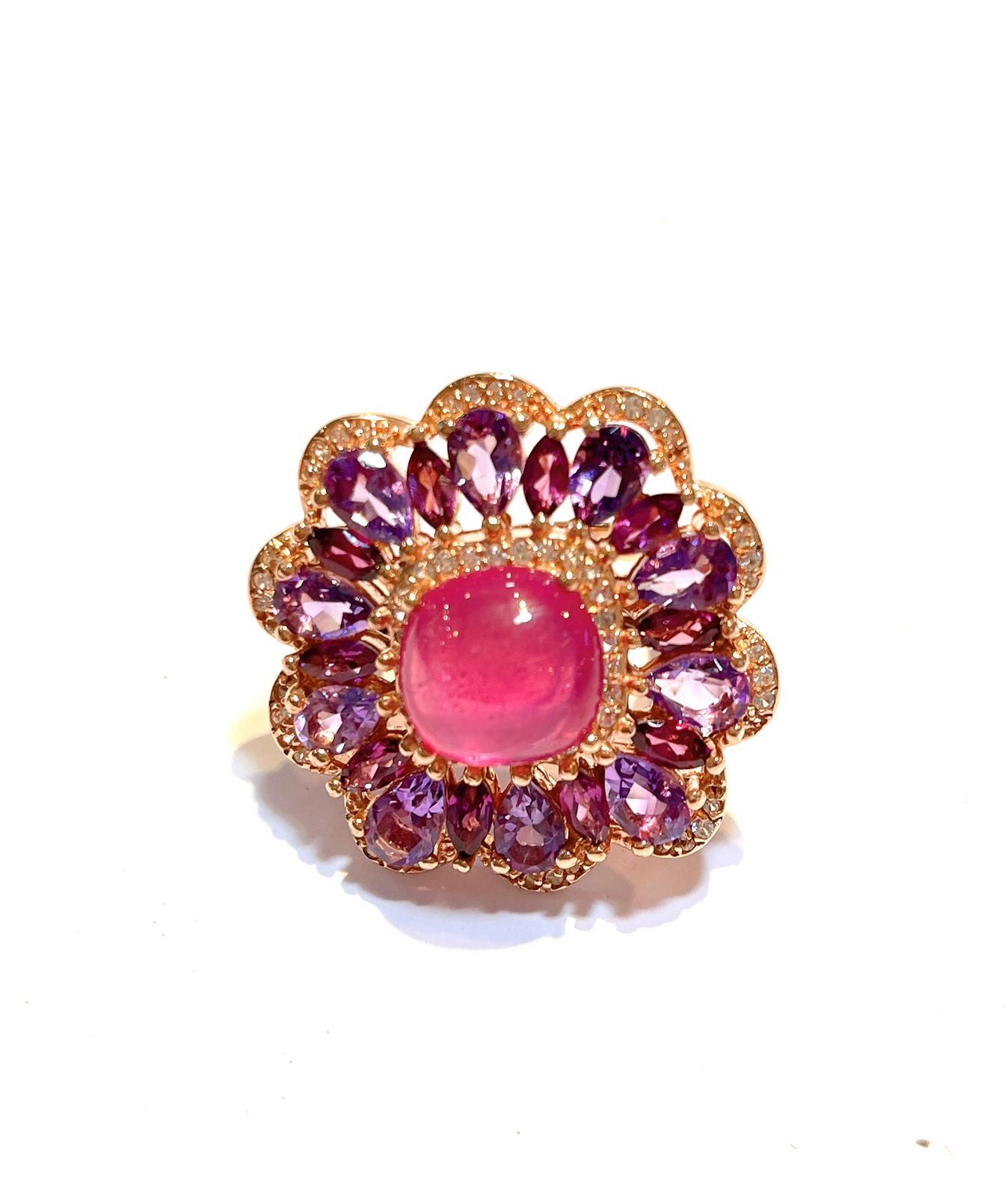 Anello da cocktail con rubino d'epoca e gemme multicolore Bochic 
