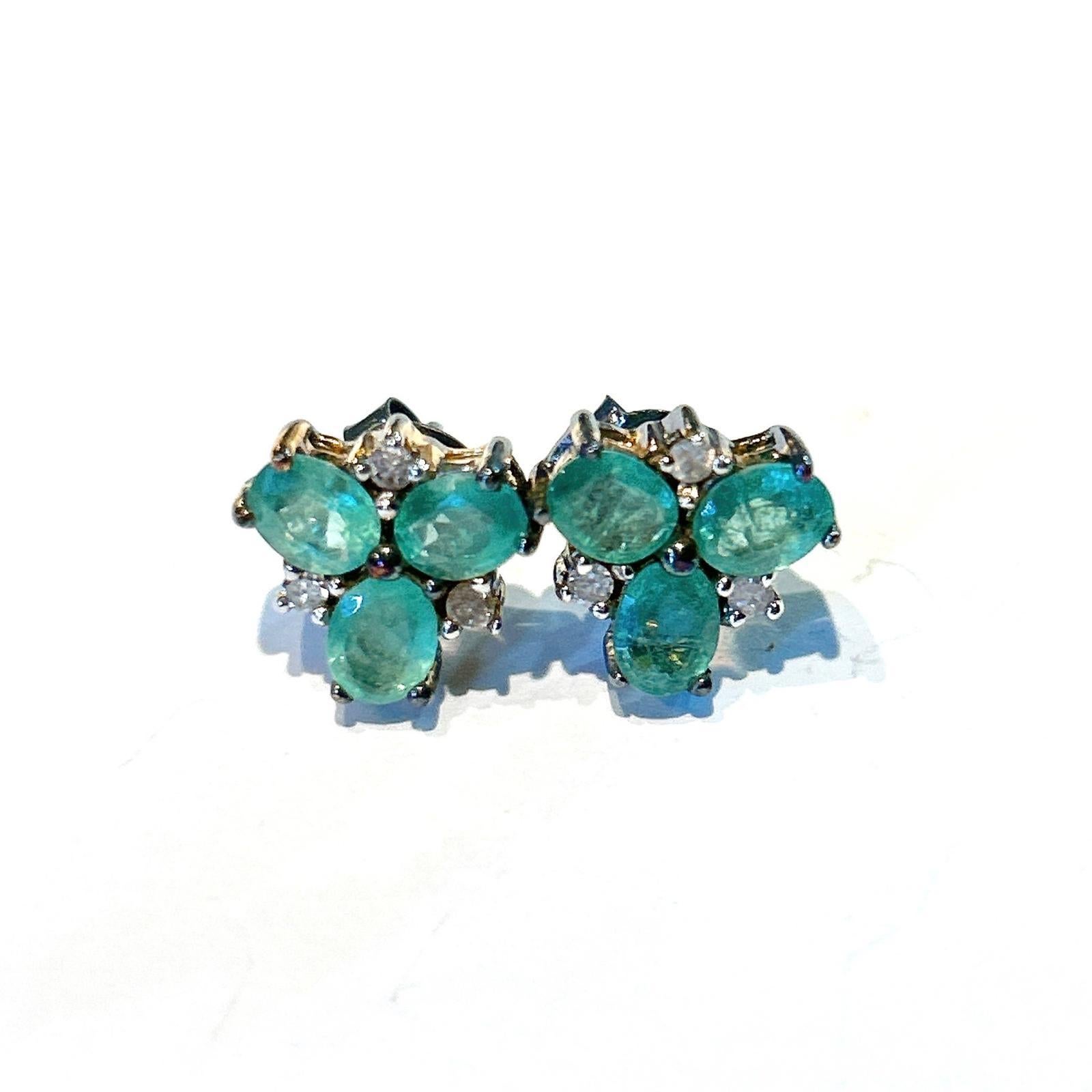 Boucles d'oreilles Bochic Orient en or et argent 18 carats avec émeraudes et diamants taille rose Unisexe en vente