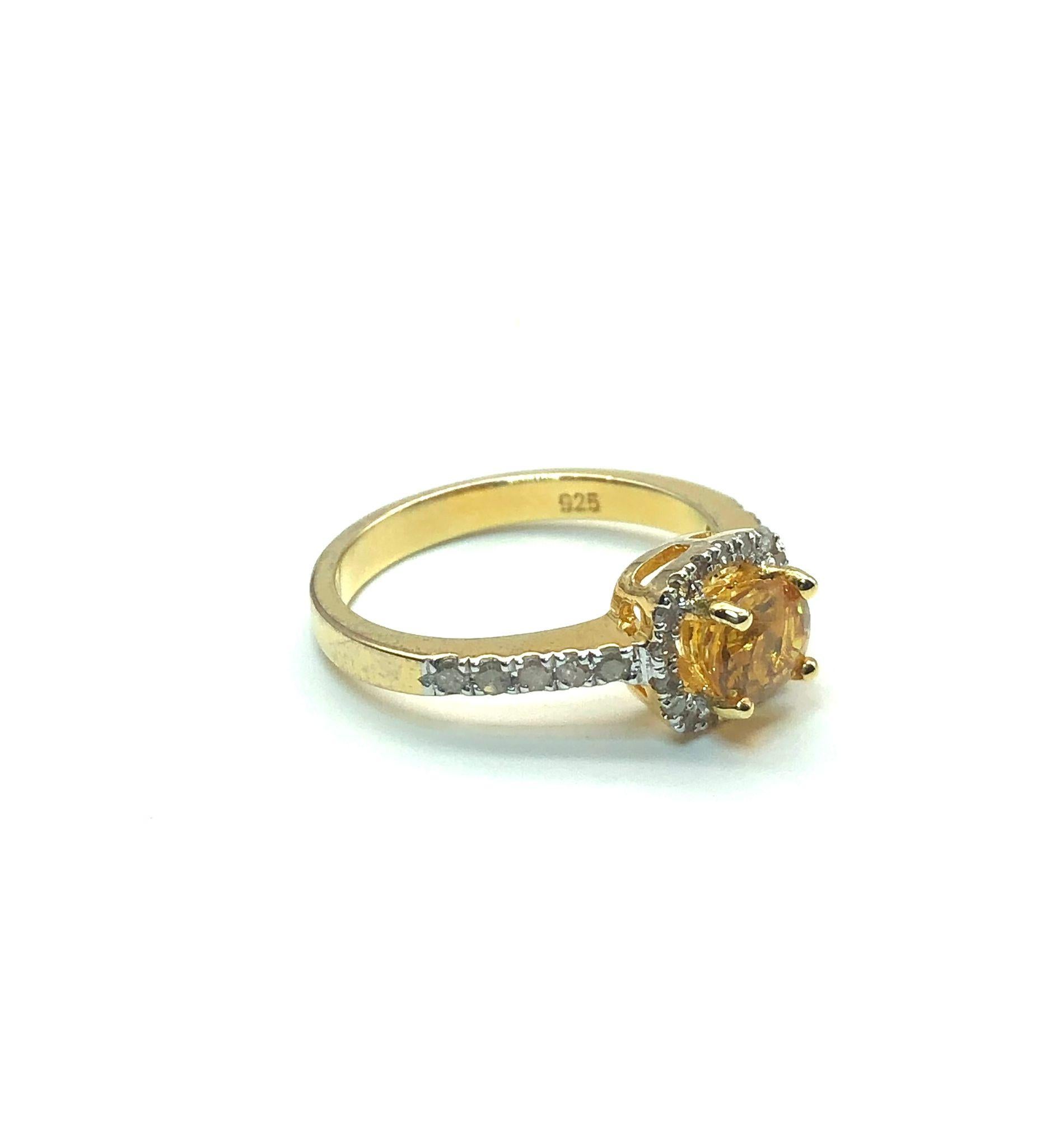 Rétro Anello vintage con zaffiro giallo e diamanti 