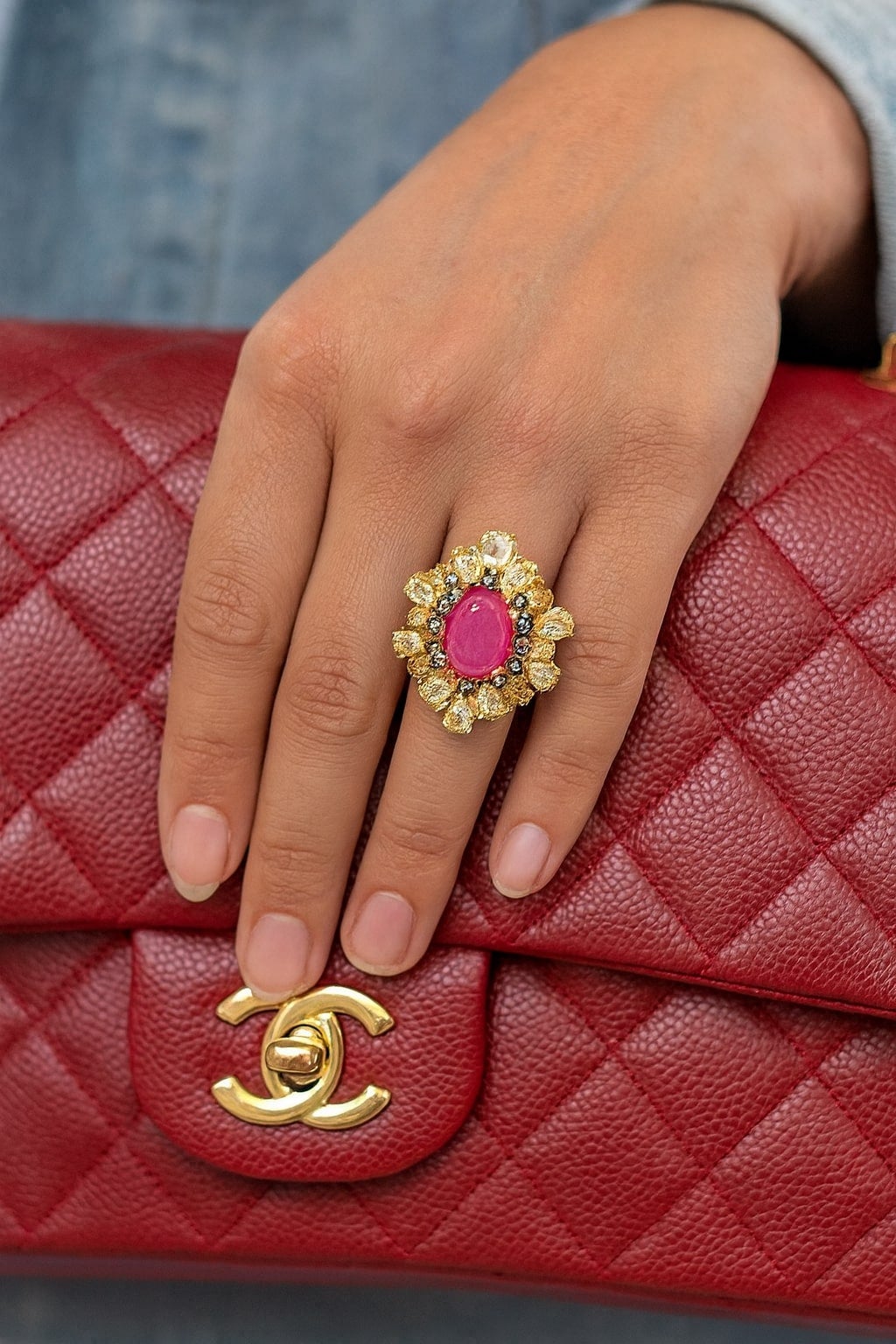 Anillo de cóctel Bochic "Orient" Vintage Rubí y multigema de fantasía Oro y plata de 18 quilates
