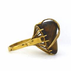 1970s Freeform Tiger's Eye under Leaf Gold Ring