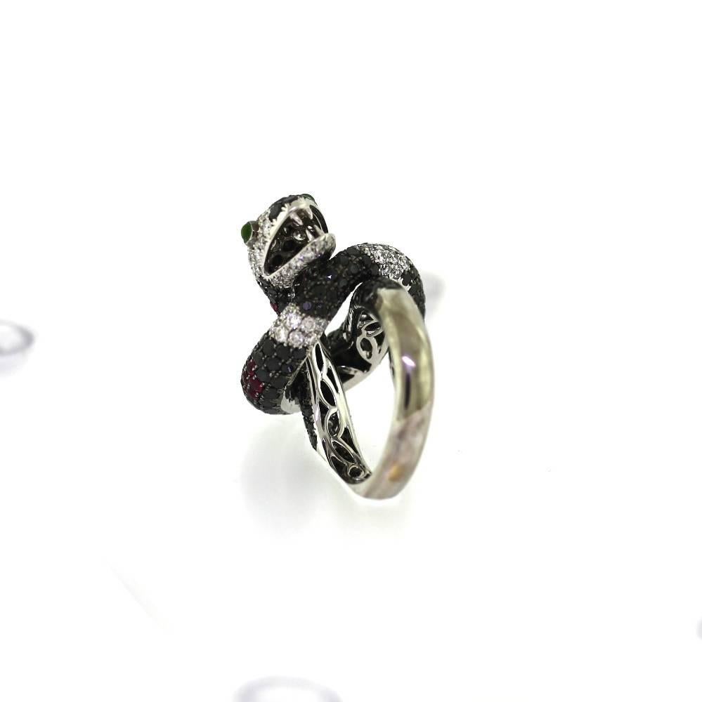Modern Ruby Garnet White and Black Diamond Gold Snake Ring In Excellent Condition In Scottsdale, AZ