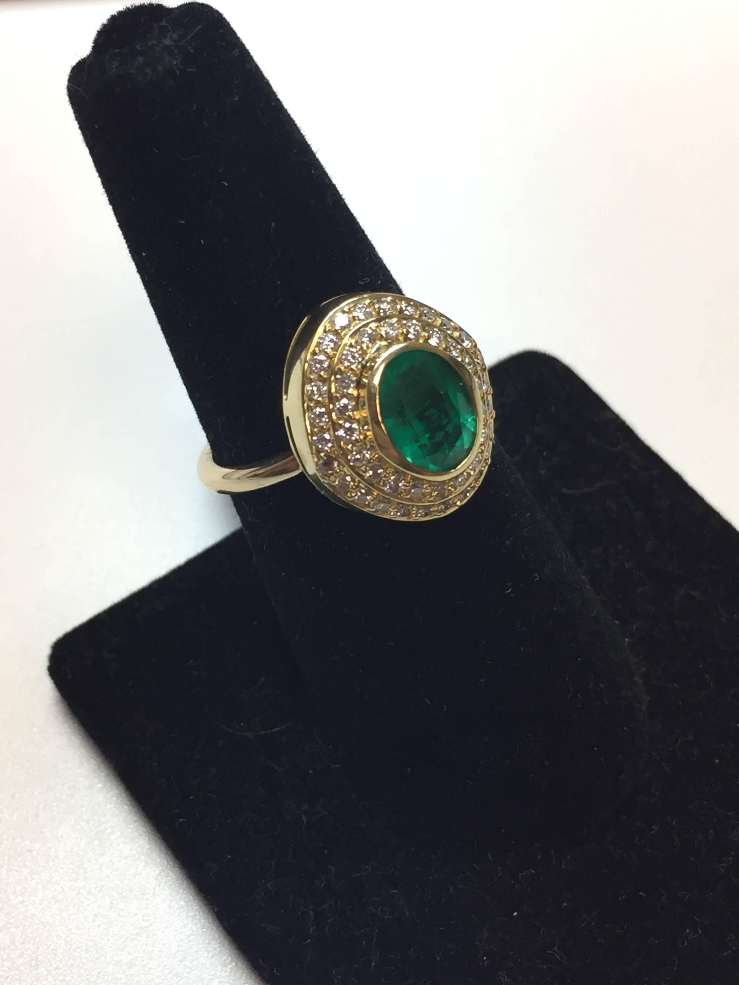 Women's 1970s Natural Green Emerald Ring with Diamonds Yellow Gold