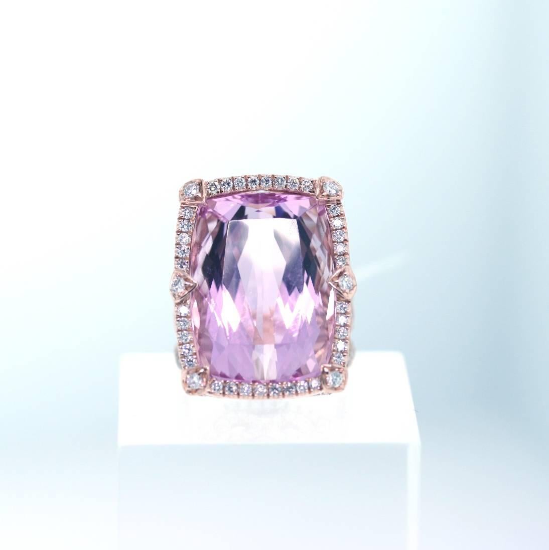 Kunzite Gold Cocktail Ring In Excellent Condition In Scottsdale, AZ