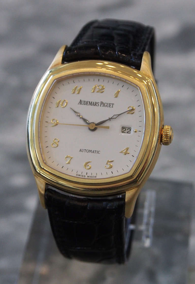 Men's Audemars Piguet Yellow Gold Cushion Automatic Wristwatch with Date