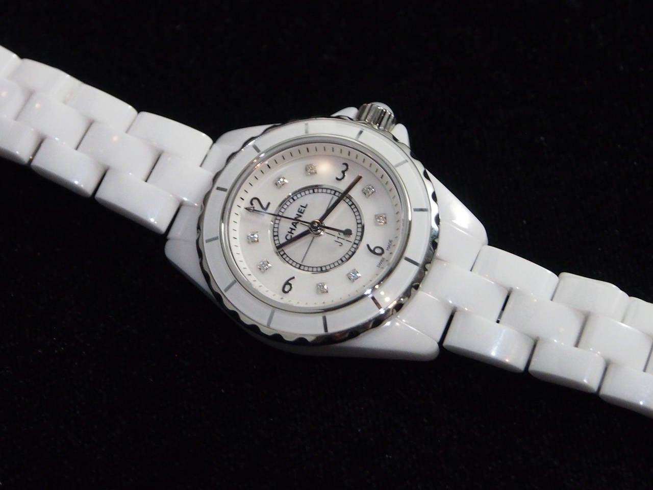Chanel Lady's White Ceramic J12 Wristwatch with Diamond Dial 6