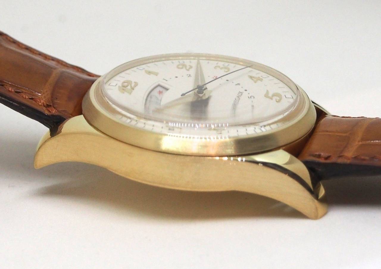 Girard-Perregaux Yellow Gold Traveller II Alarm GMT Wristwatch In Excellent Condition In Los Angeles, CA
