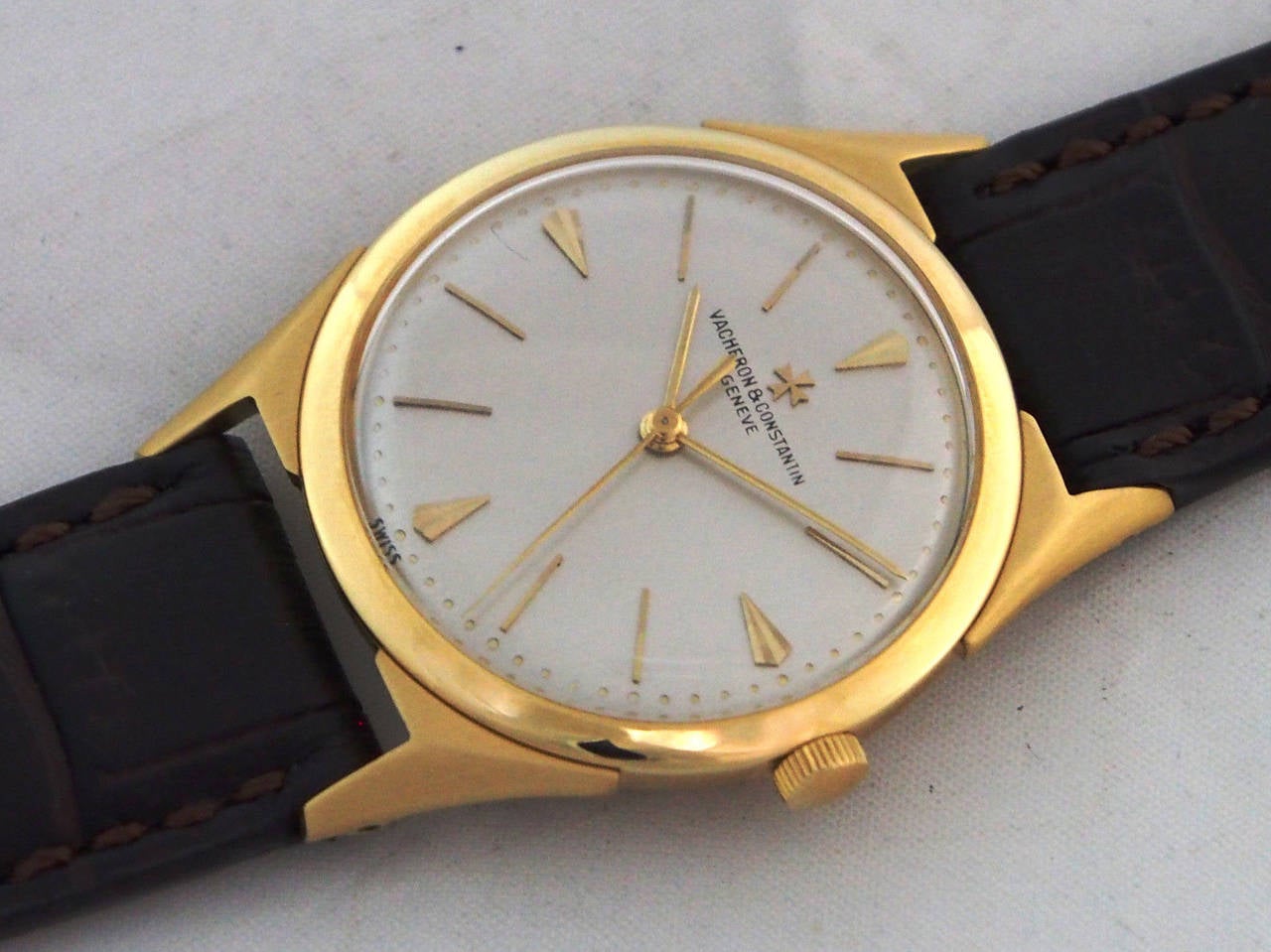 Men's Vacheron & Constantin Yellow Gold Wristwatch circa 1956